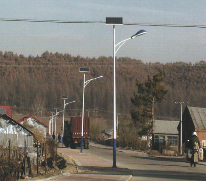 太陽(yáng)能LED路燈 太陽(yáng)能節(jié)能路燈 南德太陽(yáng)能