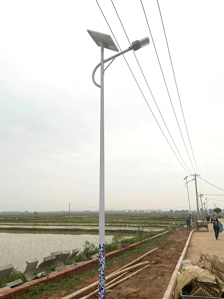 福建太陽(yáng)能路燈_30W太陽(yáng)能路燈_太陽(yáng)能路燈廠家